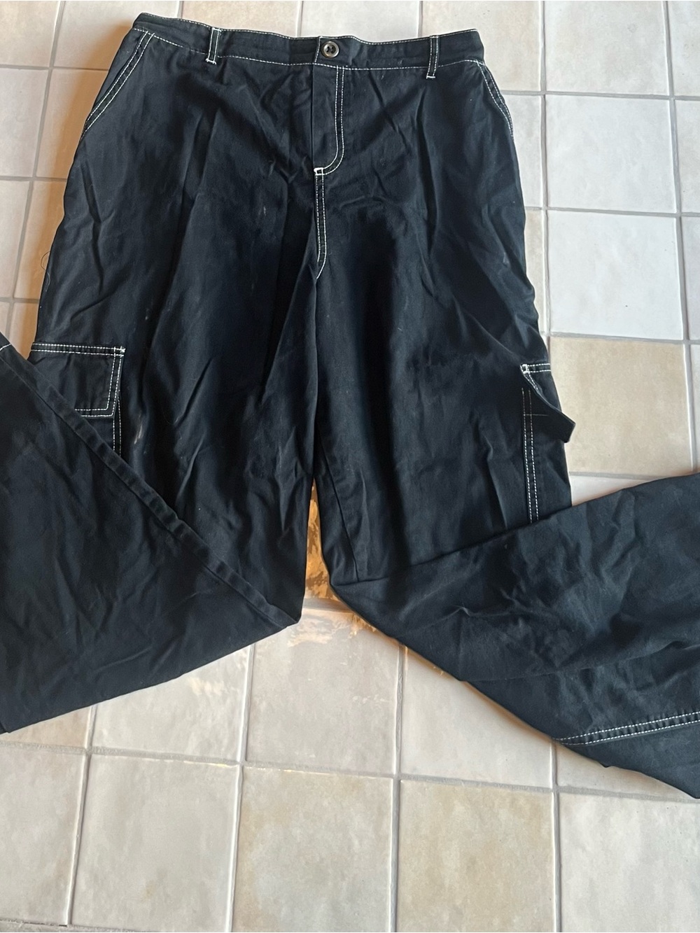 wild fable Black Cargo Pants with White Contrast Stitching